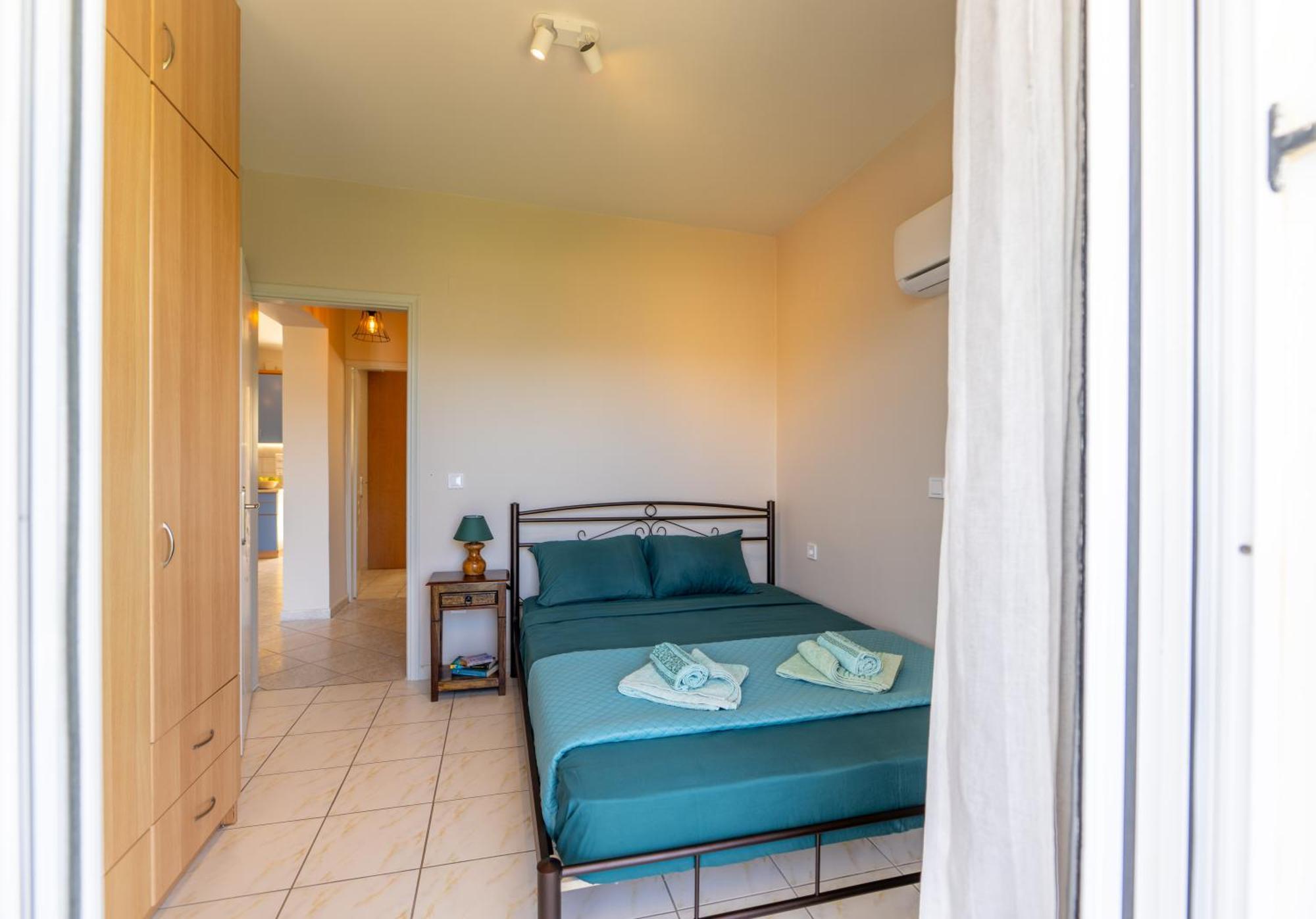 Apaggio Di Argostoli Apartments - Private Parking & Sea View Room photo
